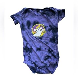 Buc-ee’s Tie dye Halloween onesie - 12mo